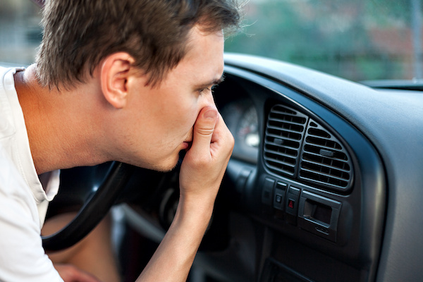 Common Auto Air Conditioning Problems That You May Experience