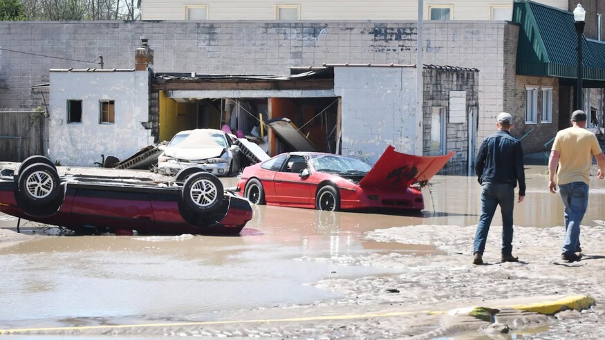 Tittabawassee River Floods and Destroys Fiero Museum
